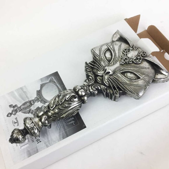 Alchemy Gothic Egyptian Style Cat Hand Mirror Antiqued Silver Resin - Picture 9 of 9